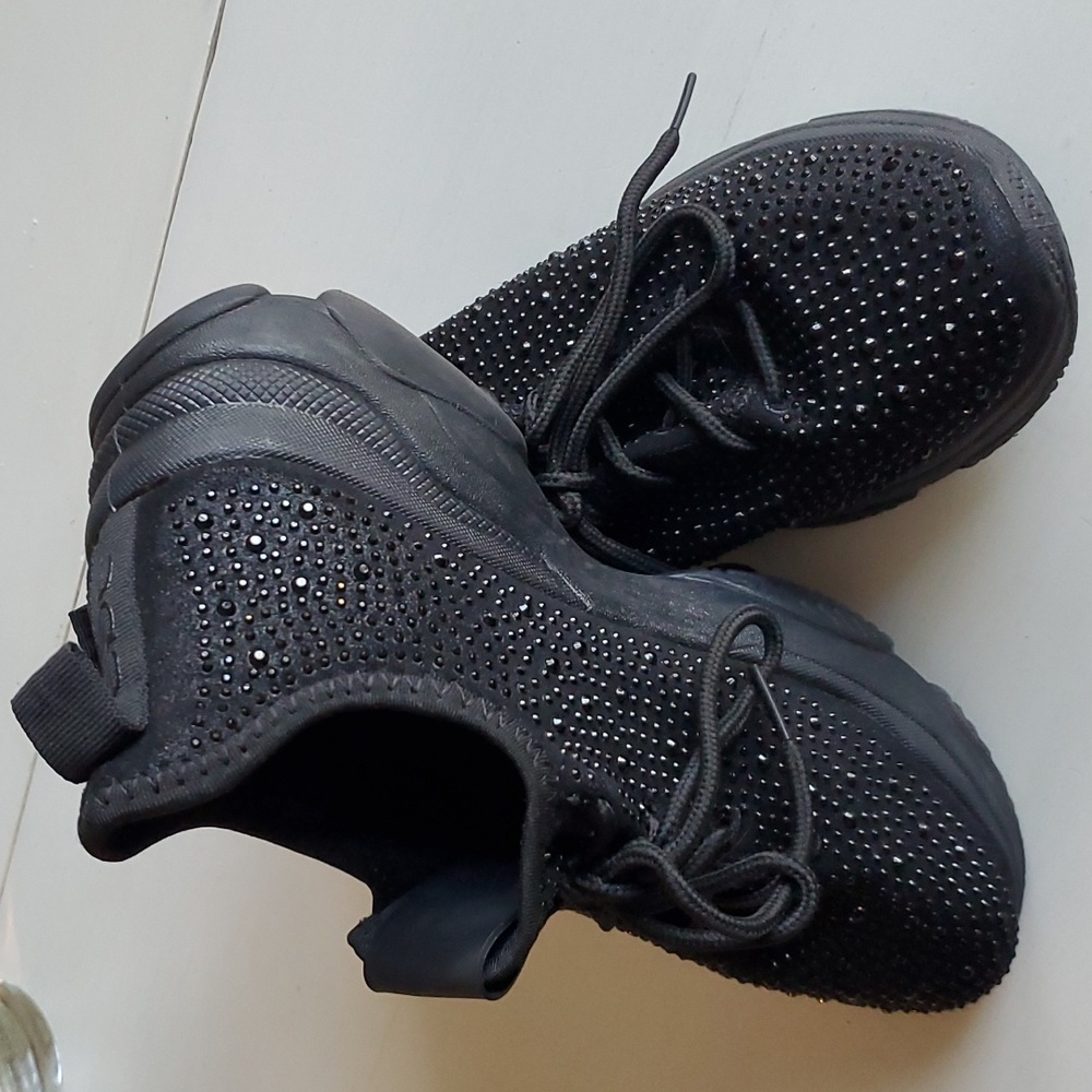 EUC bebe sparkly sneakers Sz 7